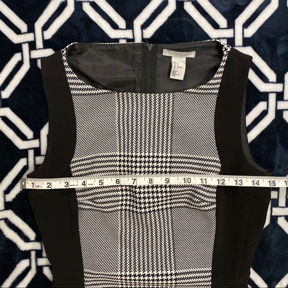 ♠️ H&M Work dress 👗 with slimming black panels